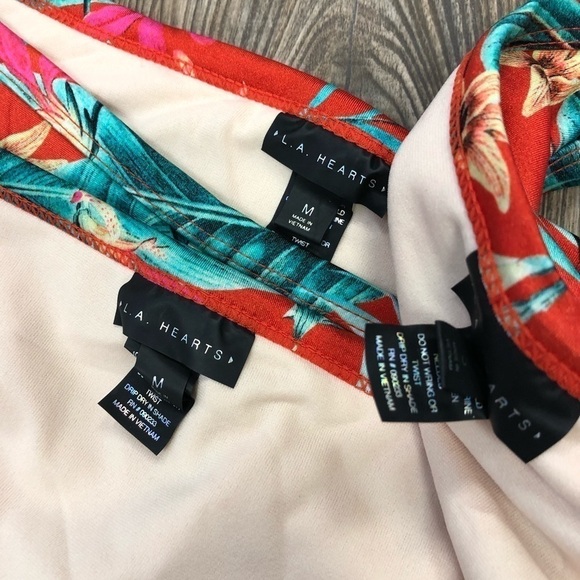 La Hearts Red Tropical Bikini Bottom Small Medium - Picture 5 of 6